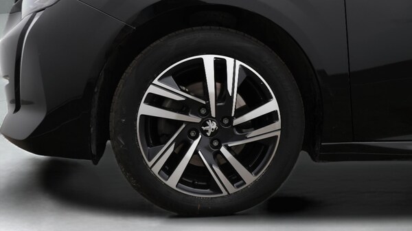 Used Peugeot 208 2023 for sale - 75991252: Photo 19