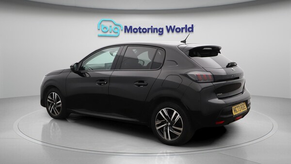 Used Peugeot 208 2023 for sale - 75991252: Photo 6
