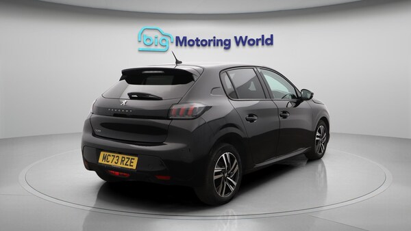 Used Peugeot 208 2023 for sale - 75991252: Photo 8