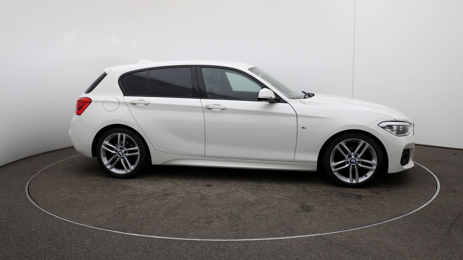 Used BMW 1 Series 2019 for sale - 76815301: Photo 40
