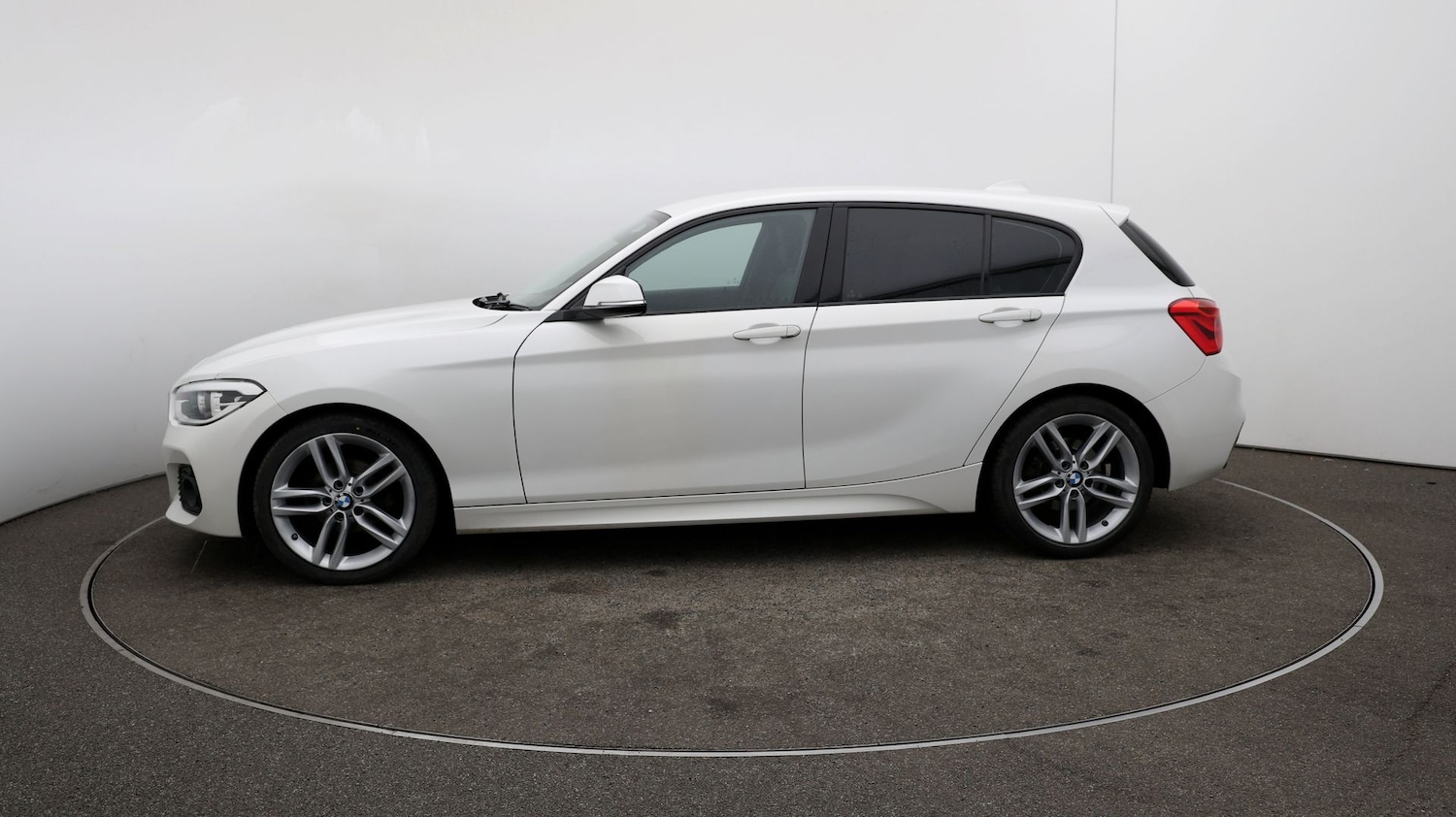Used BMW 1 Series 2019 for sale - 76815301: Photo 57