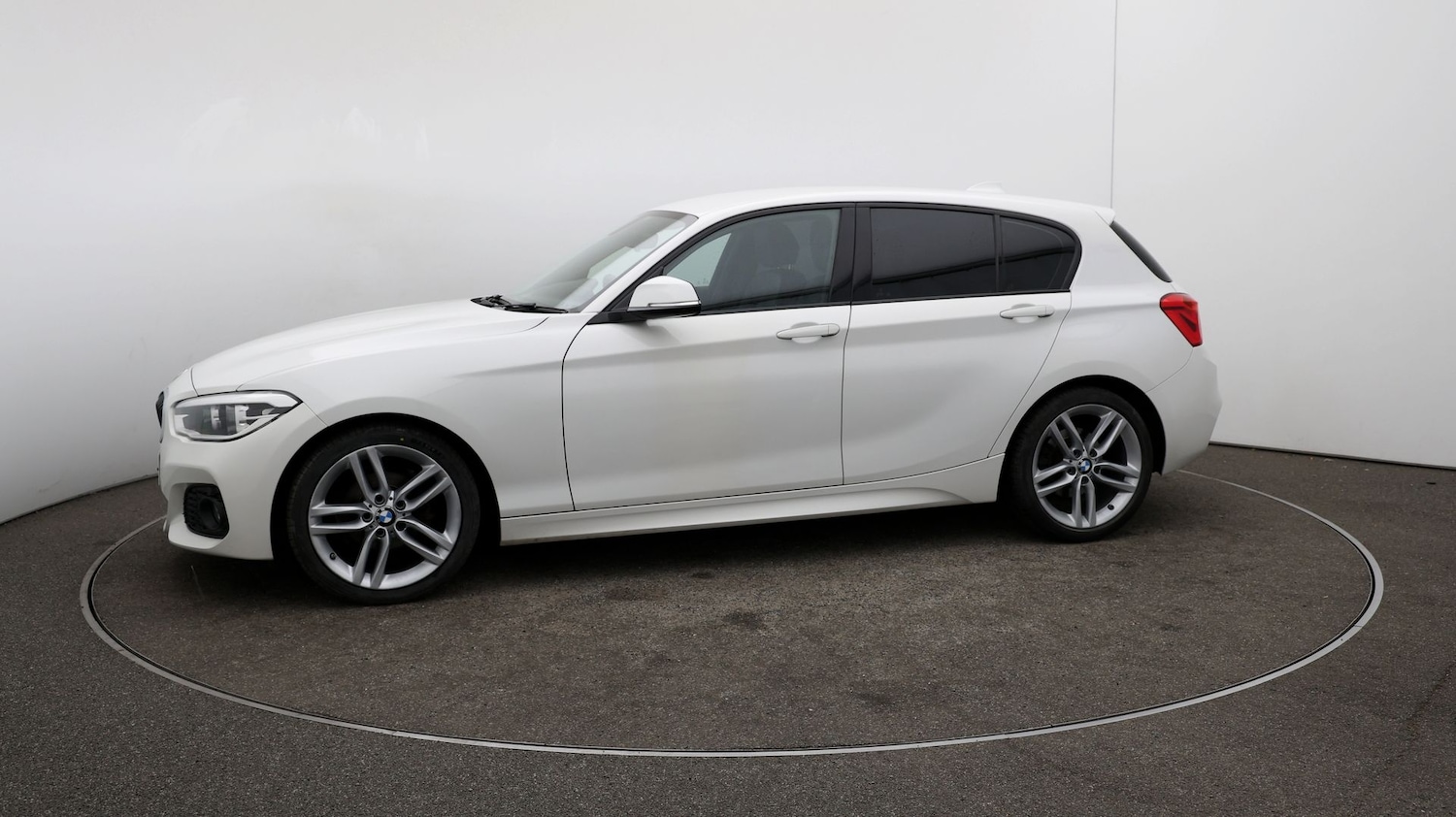 Used BMW 1 Series 2019 for sale - 76815301: Photo 58