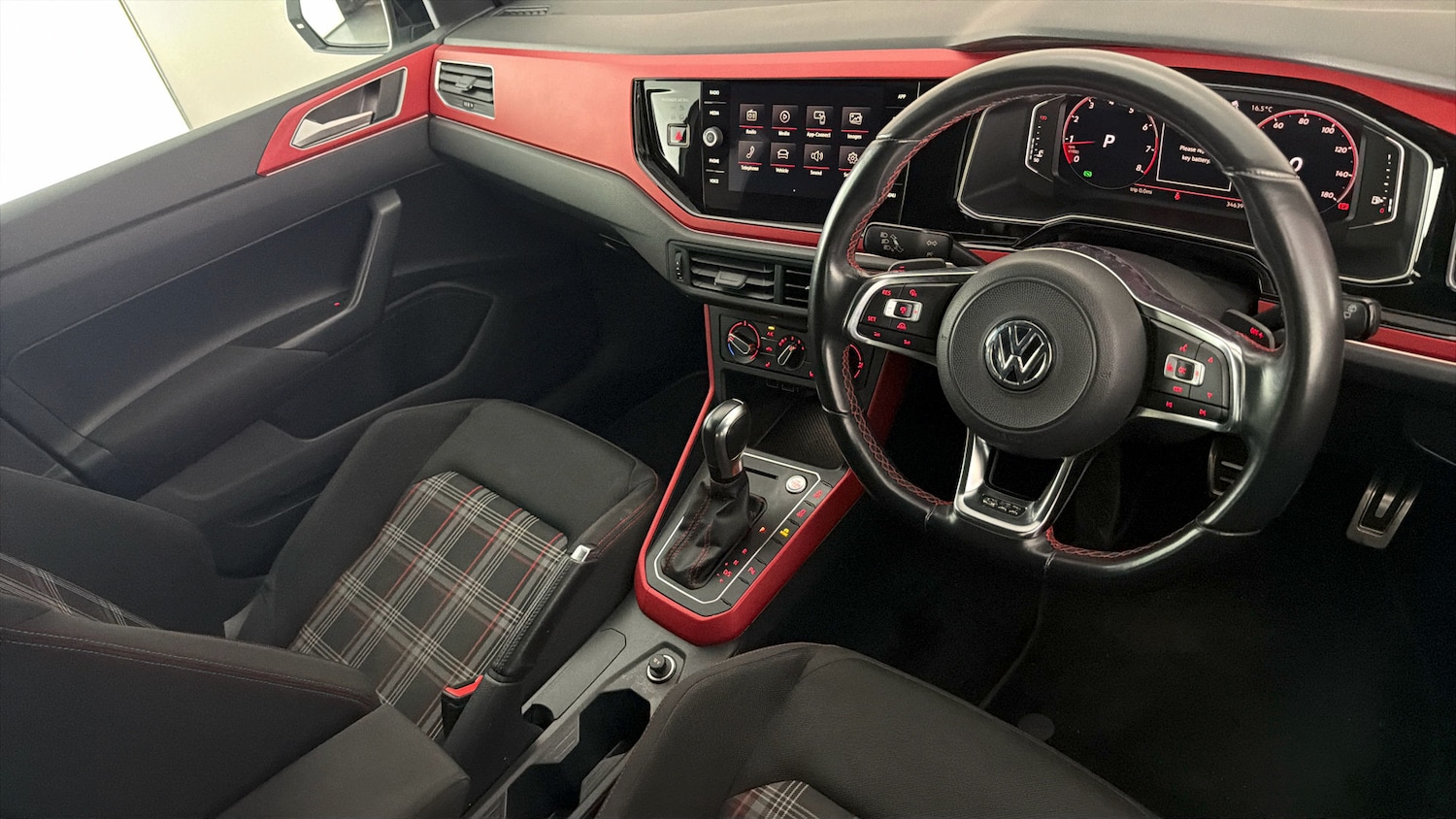 Used Volkswagen Polo 2020 for sale - 77701984: Photo 9