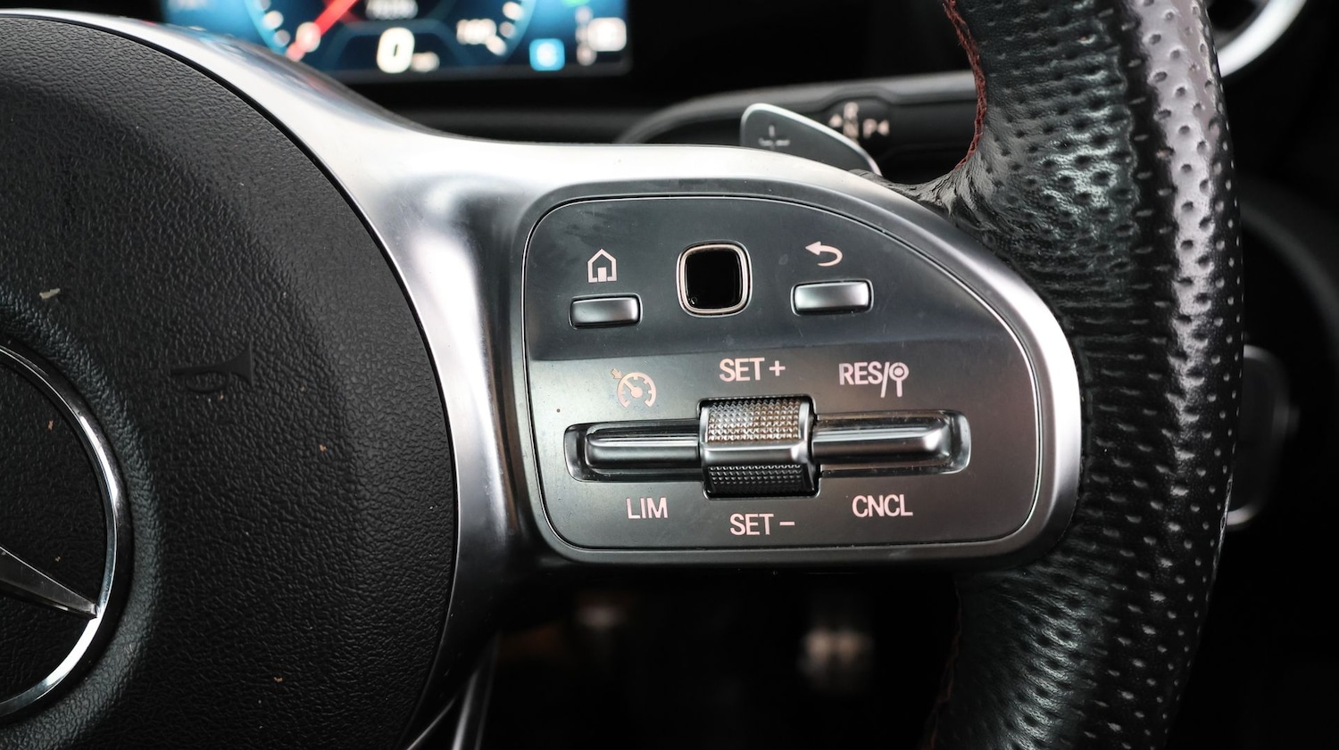 Used Mercedes-Benz A-Class 2019 for sale - 77631161: Photo 24