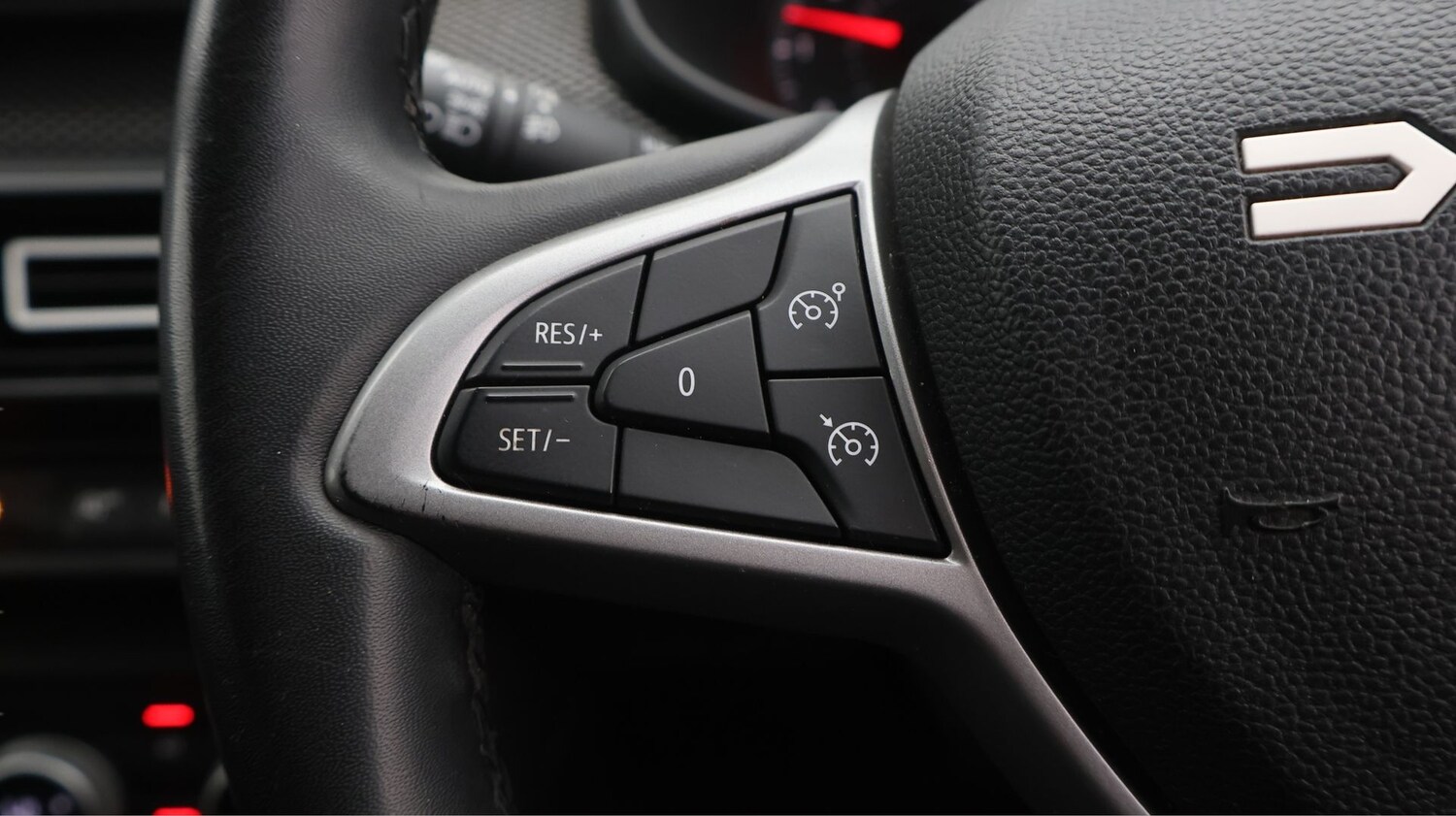 Used Dacia Jogger 2024 for sale - 77181600: Photo 27