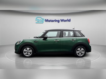 Used MINI Hatch 2022 for sale - 79341532: Photo