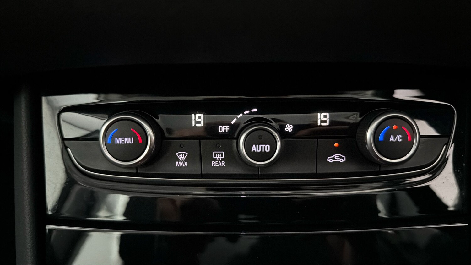 Used Vauxhall Grandland X 2019 for sale - 78144819: Photo 11