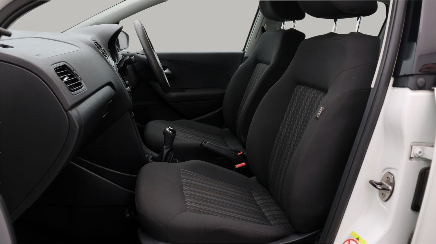 Used Volkswagen Polo 2017 for sale - 77688178: Photo 14