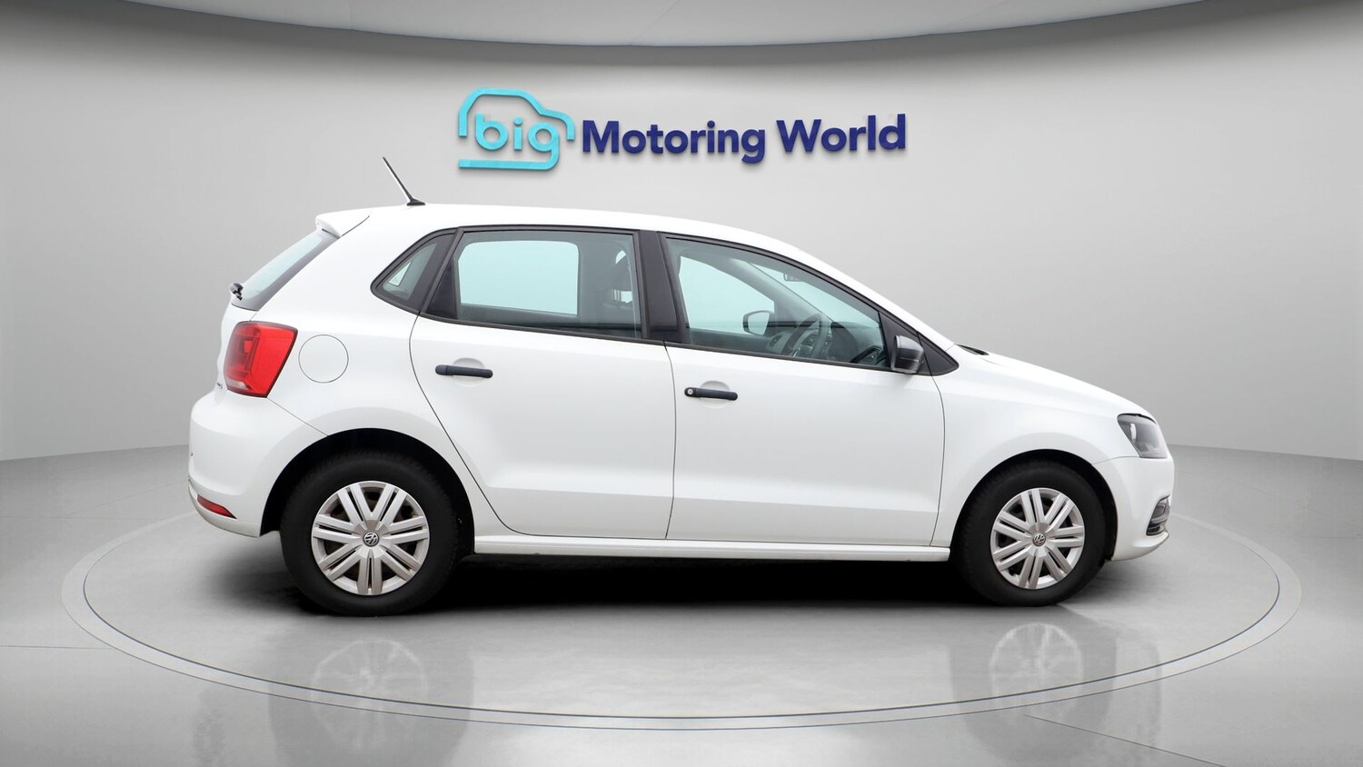 Used Volkswagen Polo 2017 for sale - 77688178: Photo 8