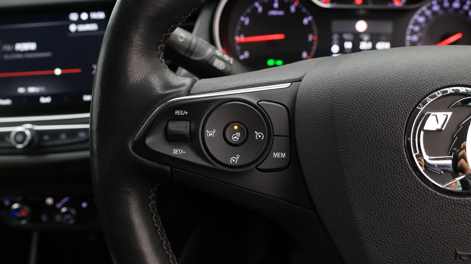 Used Vauxhall Crossland 2022 for sale - 76371081: Photo 24