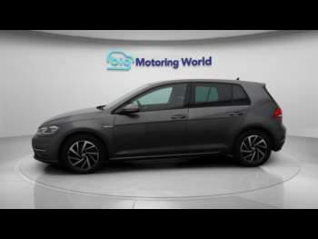 Used Volkswagen Golf 2019 for sale - 74174637: Photo