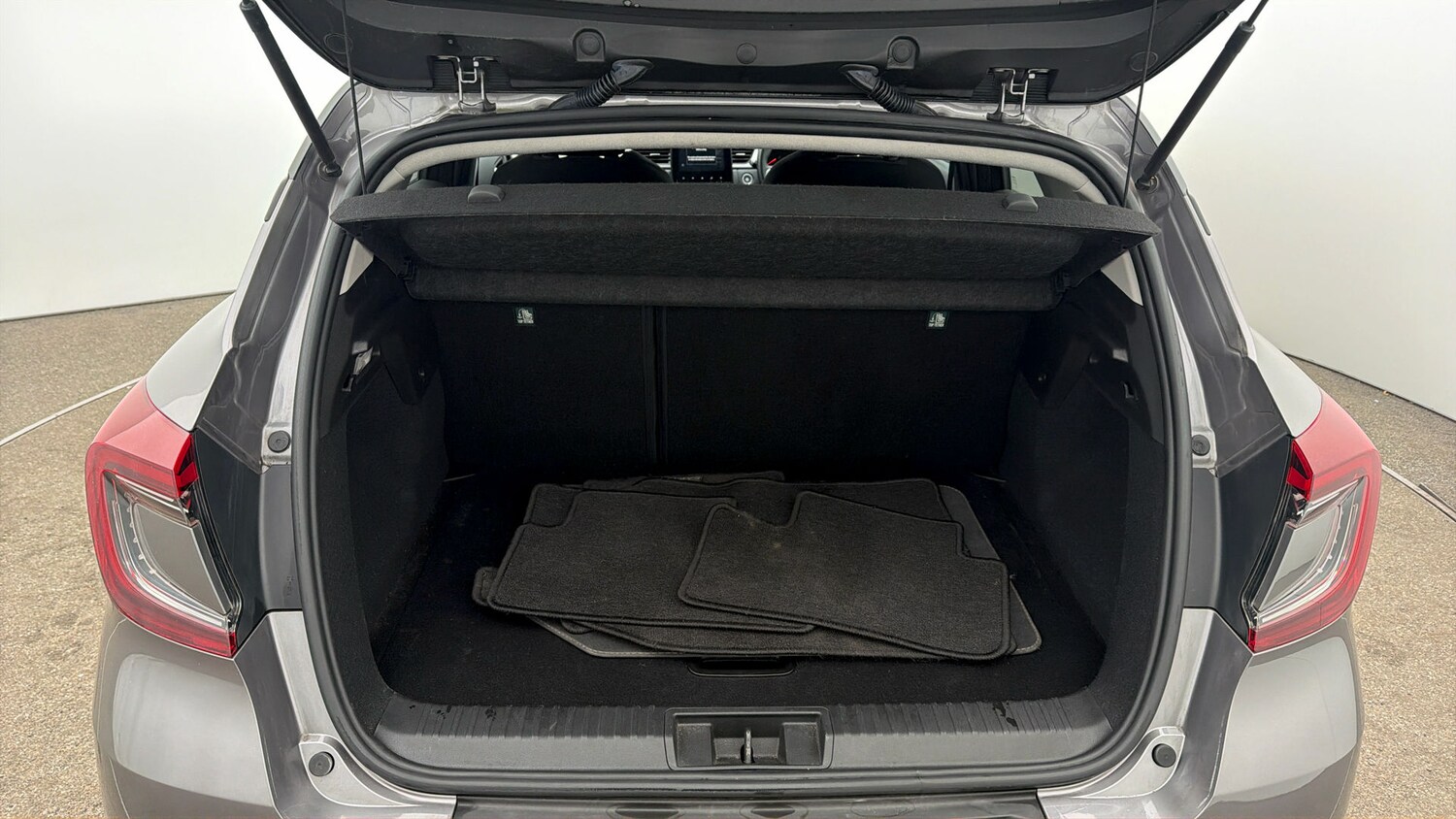 Used Renault Captur 2020 for sale - 78094828: Photo 16