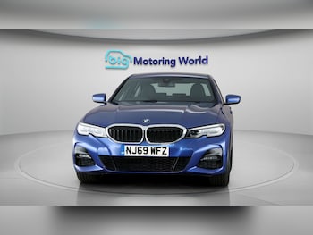 Used BMW 3 Series 2019 for sale - 77630726: Photo