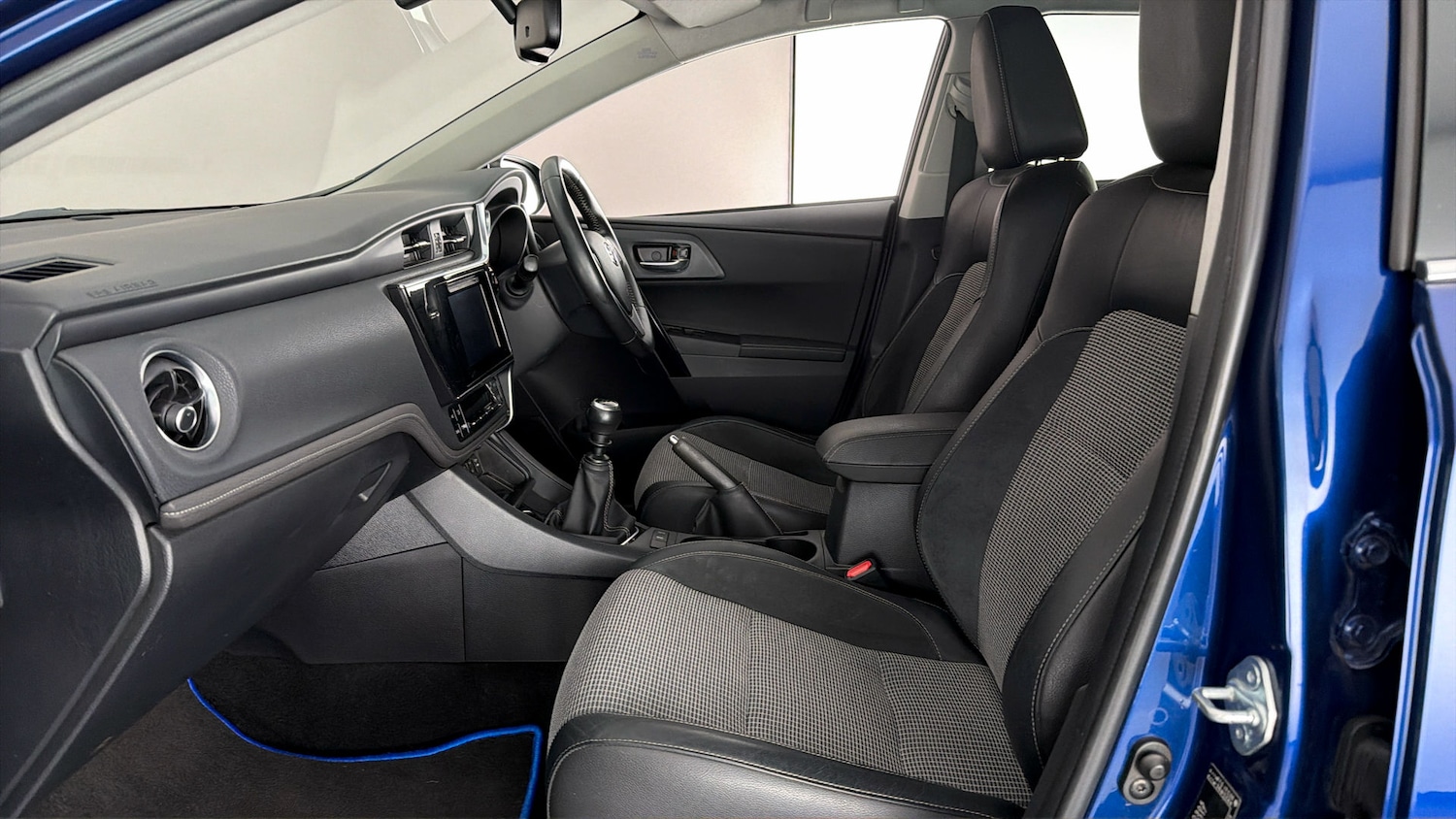 Used Toyota Auris 2017 for sale - 77932828: Photo 13