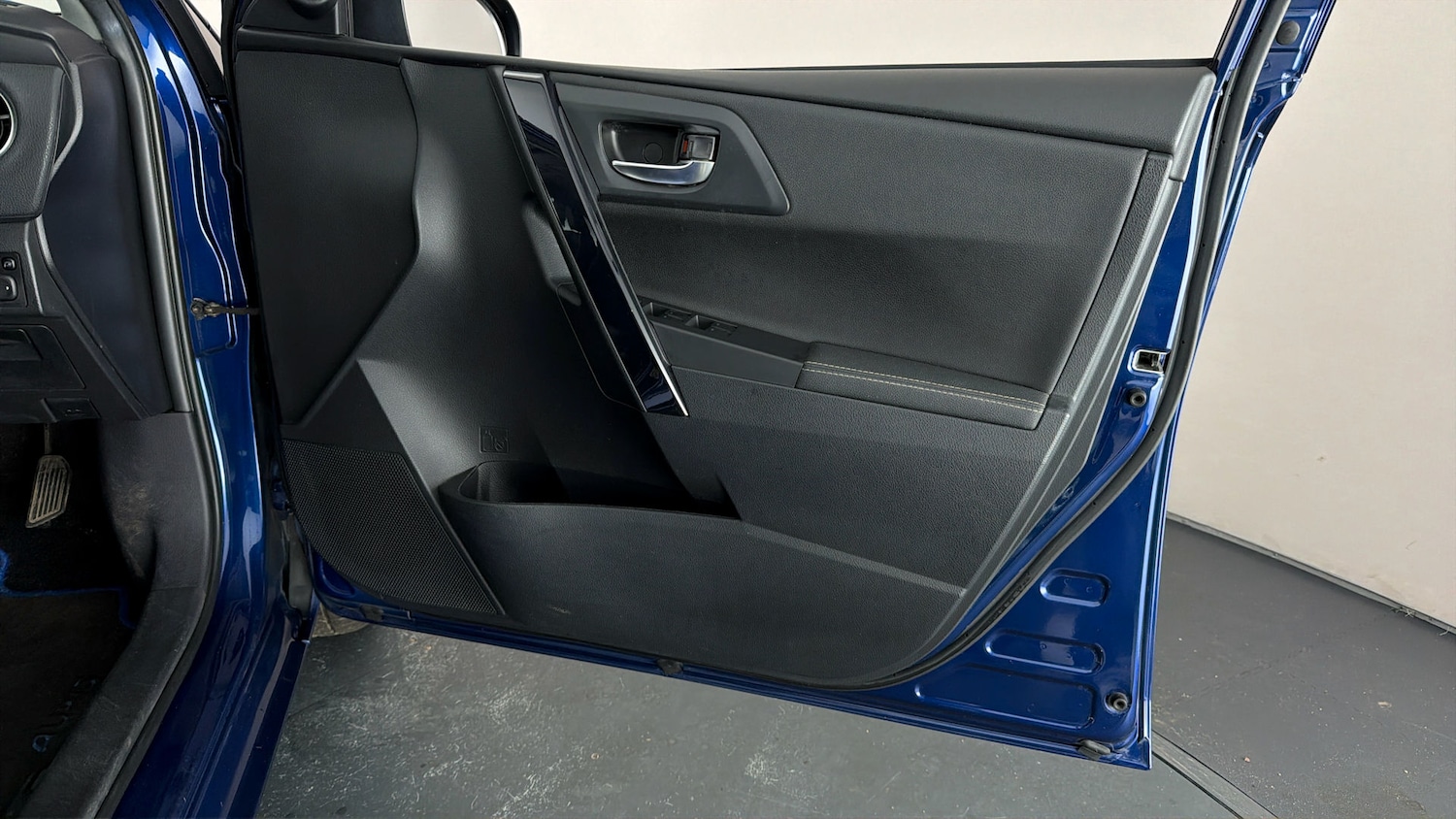 Used Toyota Auris 2017 for sale - 77932828: Photo 14