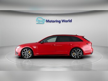 Used Audi A4 Avant 2018 for sale - 77555805: Photo