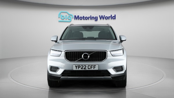 Used Volvo XC40 2022 for sale - 75520025: Photo 2