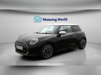 Used MINI Cooper 2025 for sale - 77690949: Photo