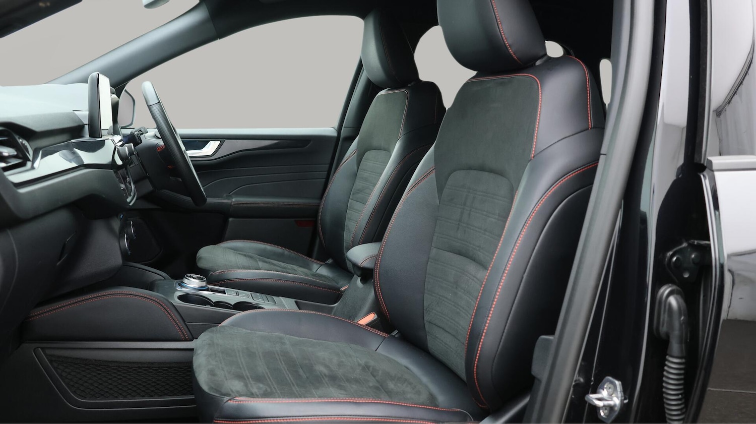 Used Ford Kuga 2022 for sale - 76260440: Photo 15