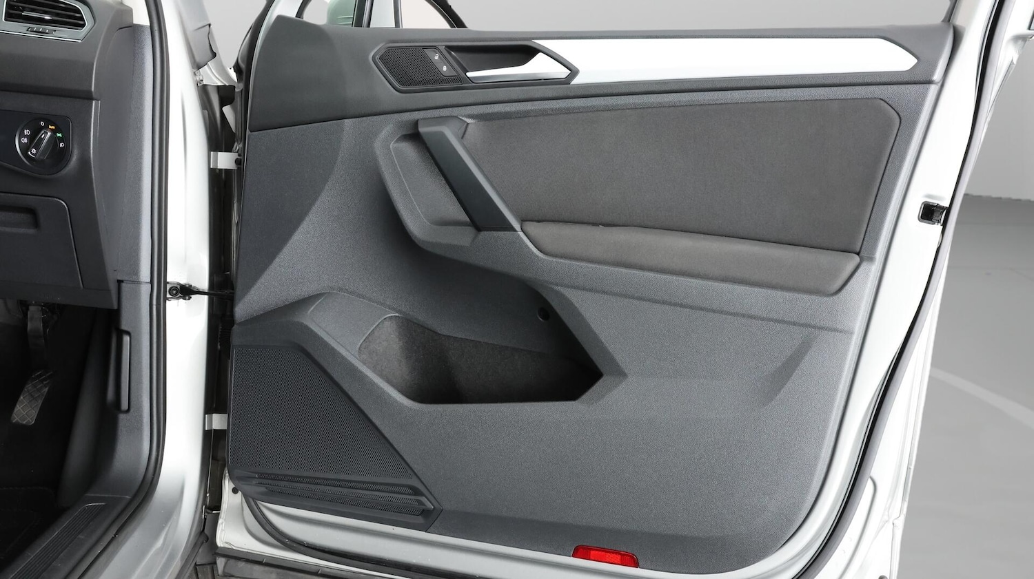 Used Volkswagen Tiguan 2018 for sale - 76597082: Photo 15