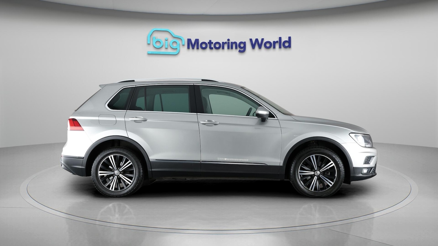 Used Volkswagen Tiguan 2018 for sale - 76597082: Photo 8