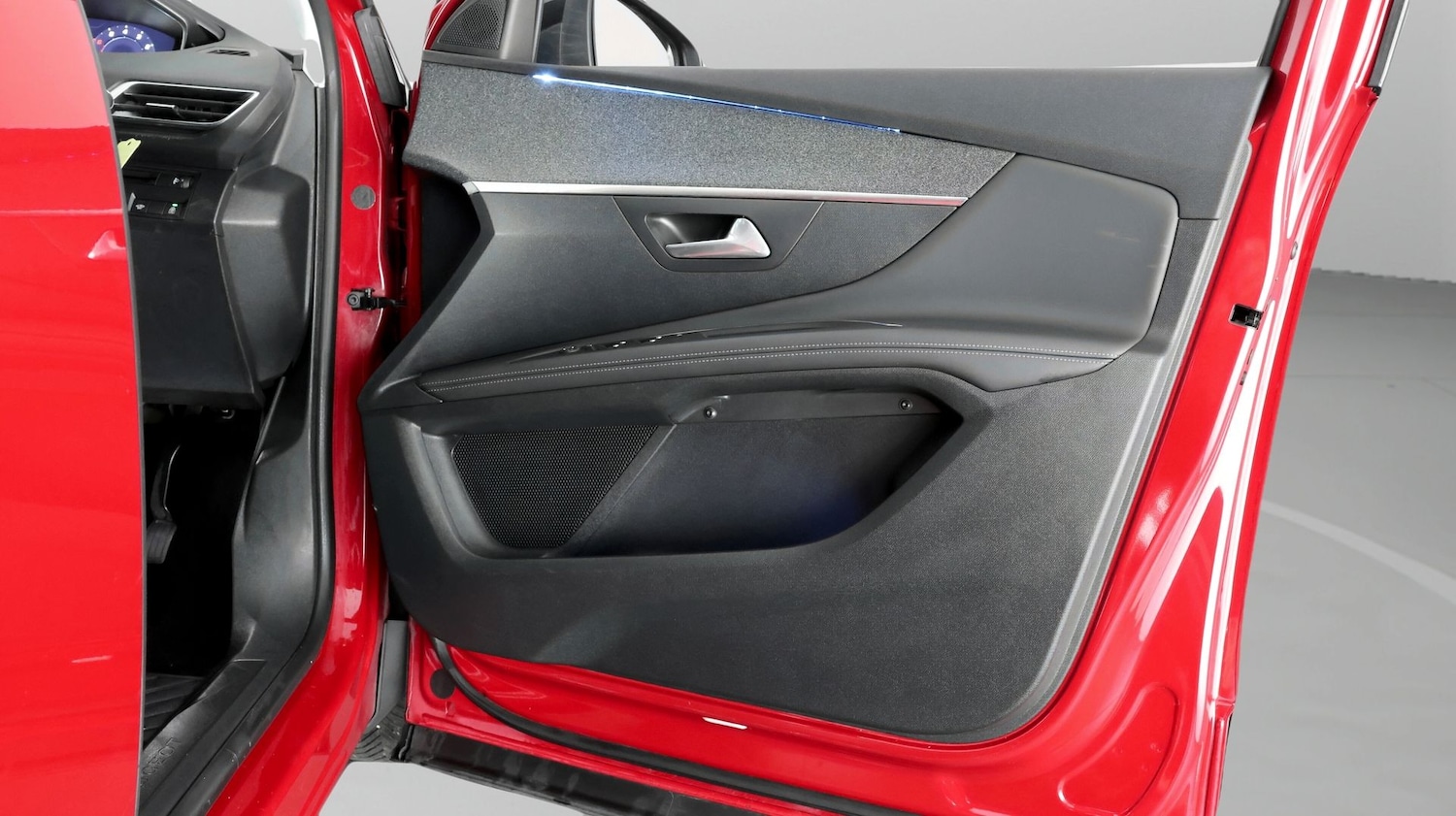 Used Peugeot 3008 2017 for sale - 77569310: Photo 15