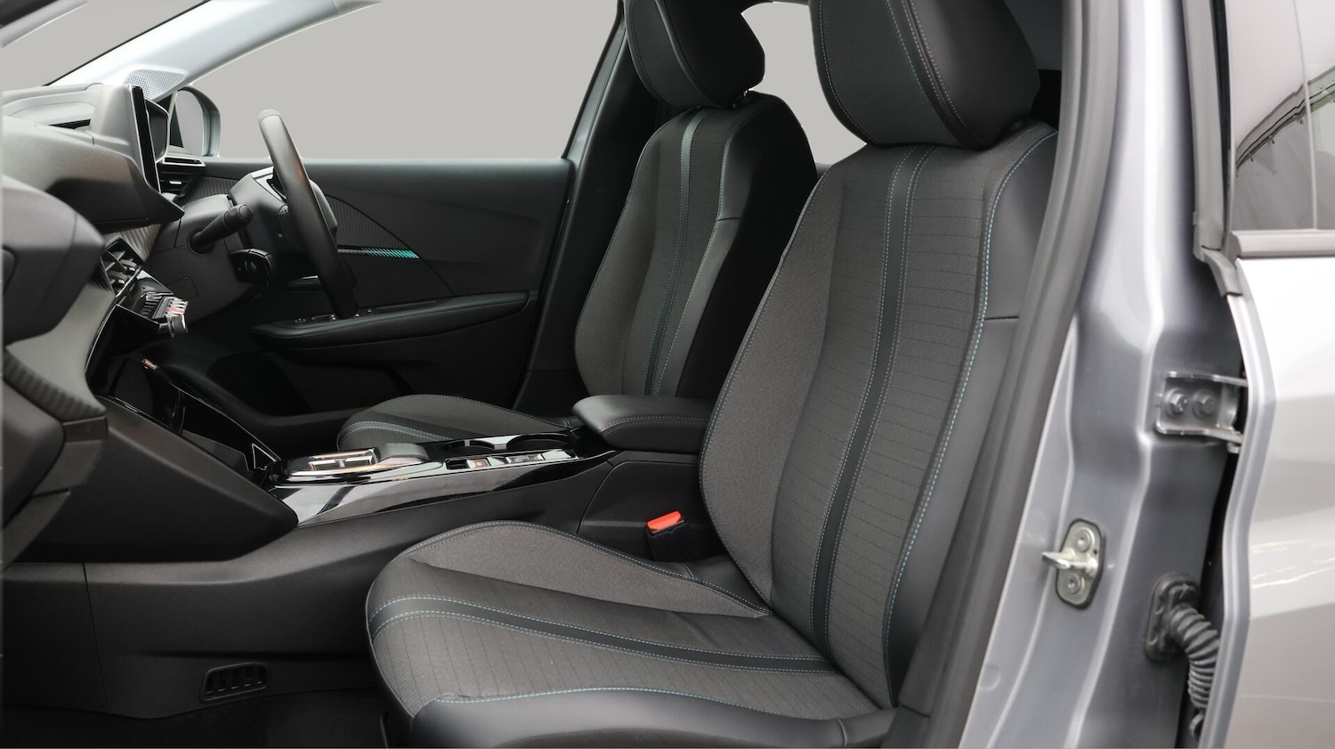 Used Peugeot E-208 2023 for sale - 76645884: Photo 14