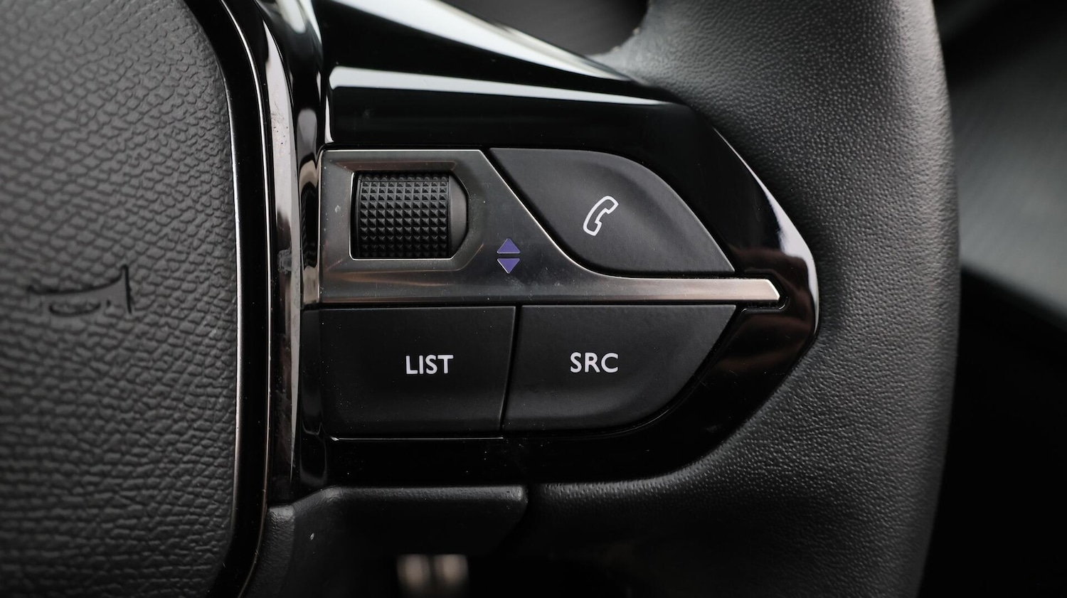 Used Peugeot E-208 2023 for sale - 76689963: Photo 27