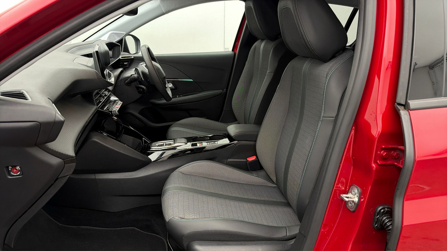 Used Peugeot 208 2023 for sale - 77997757: Photo 13