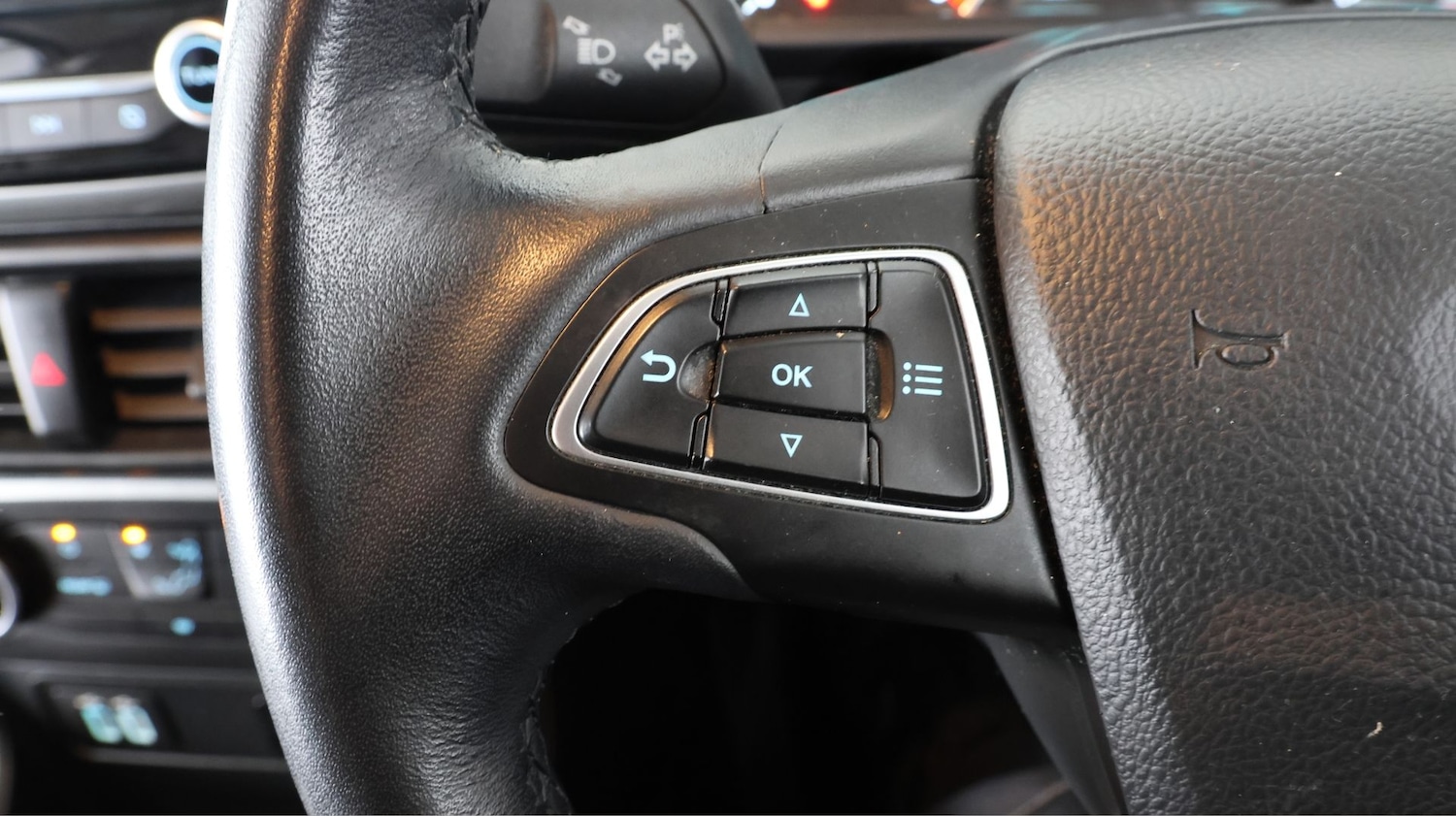 Used Ford Ecosport 2018 for sale - 77393572: Photo 19