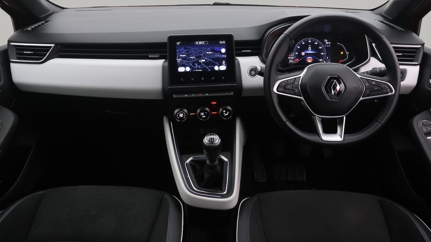 Used Renault Clio 2021 for sale - 77603942: Photo 13