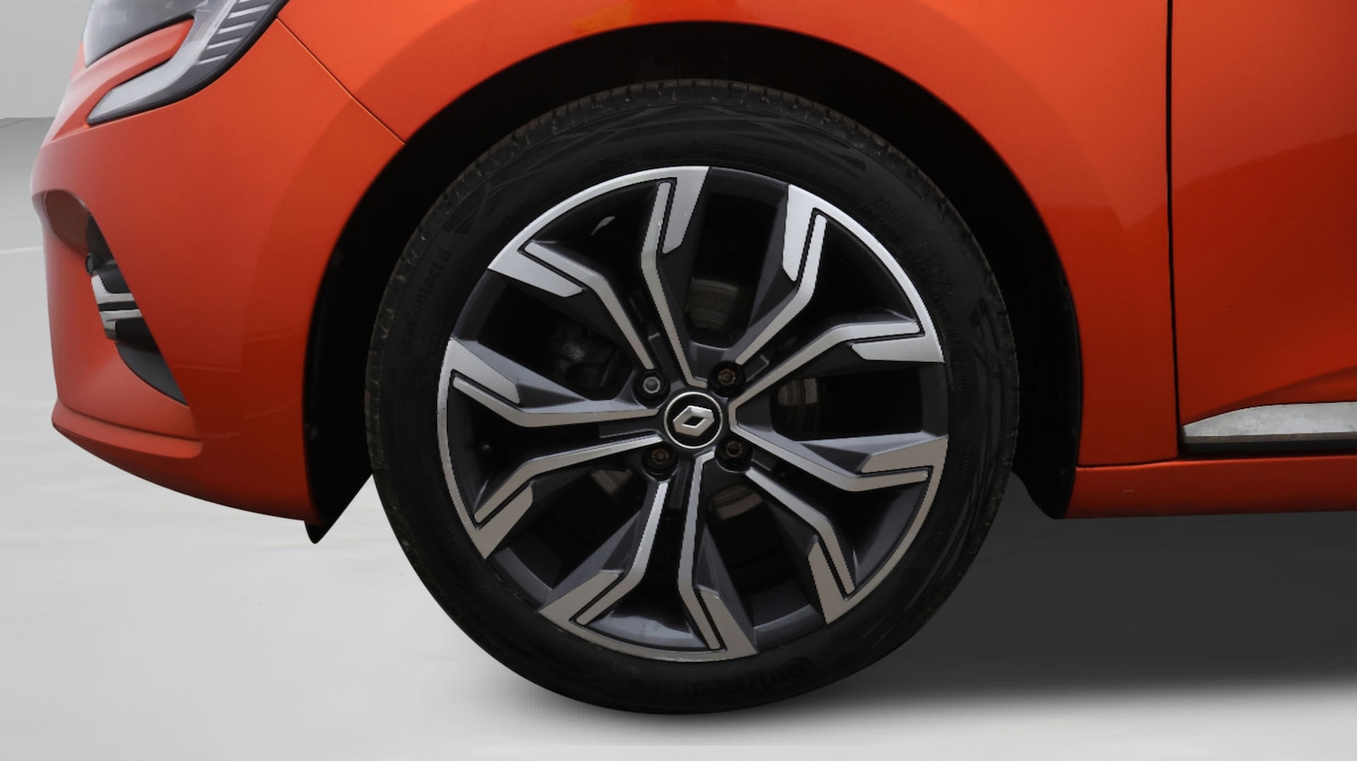 Used Renault Clio 2021 for sale - 77603942: Photo 18