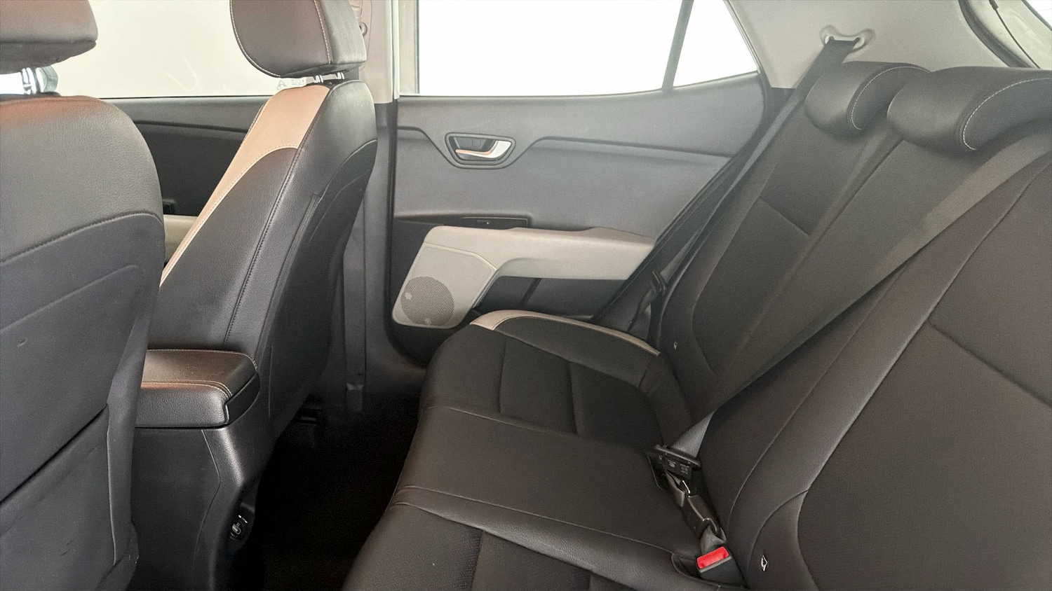 Used Kia Stonic 2019 for sale - 77778932: Photo 16