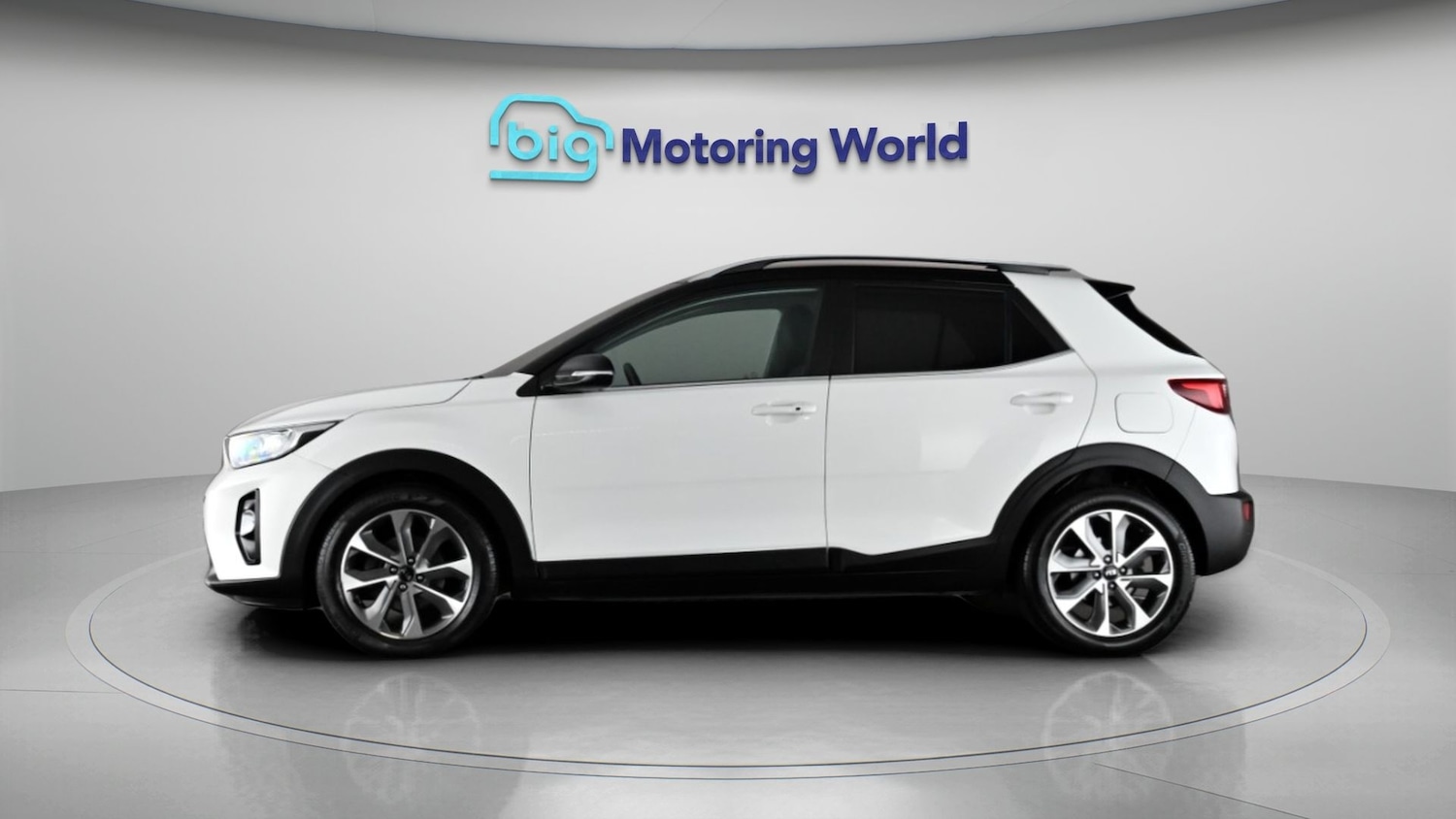 Used Kia Stonic 2019 for sale - 77778932: Photo 4