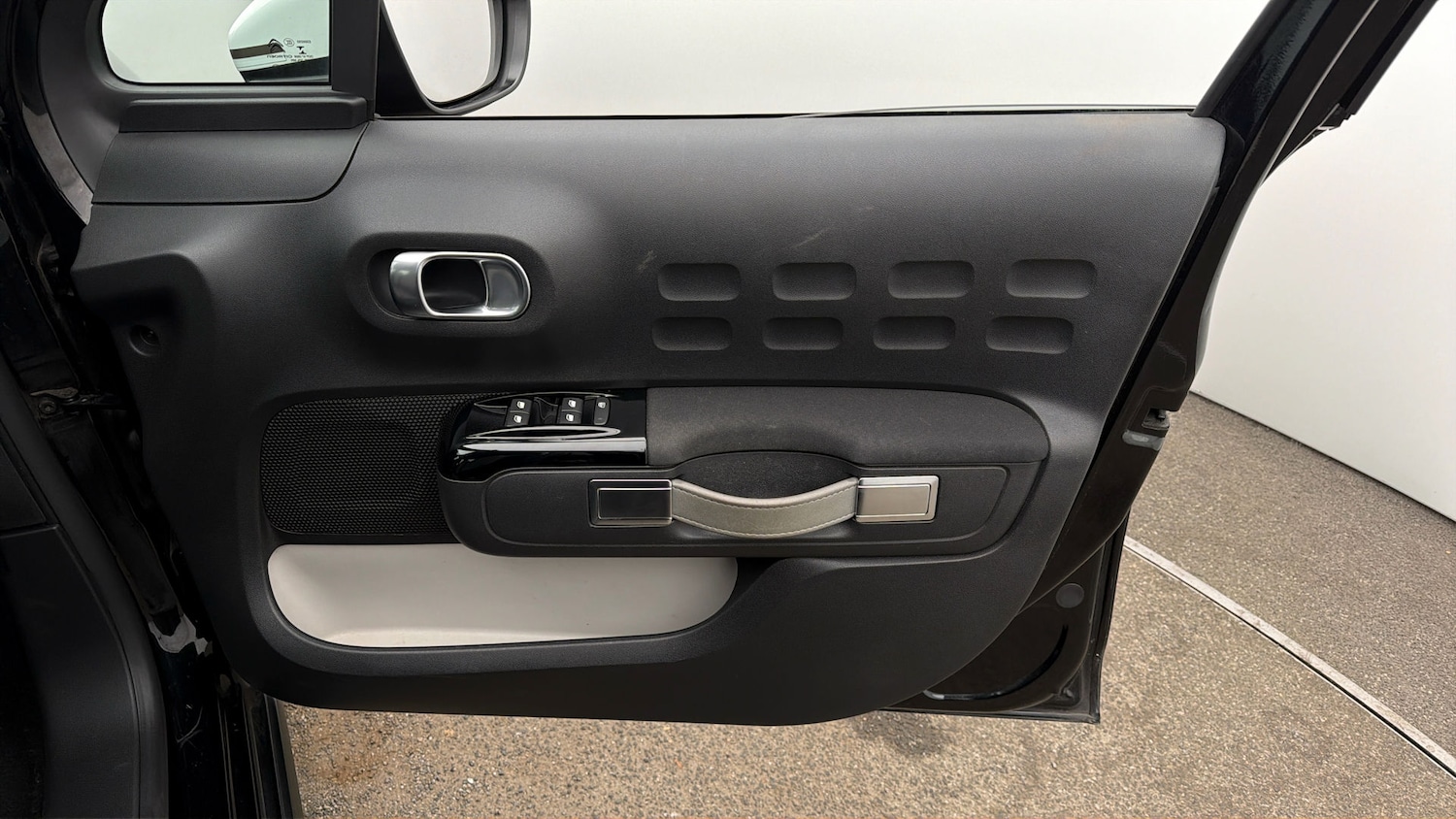 Used Citroen C3 2019 for sale - 77998847: Photo 14