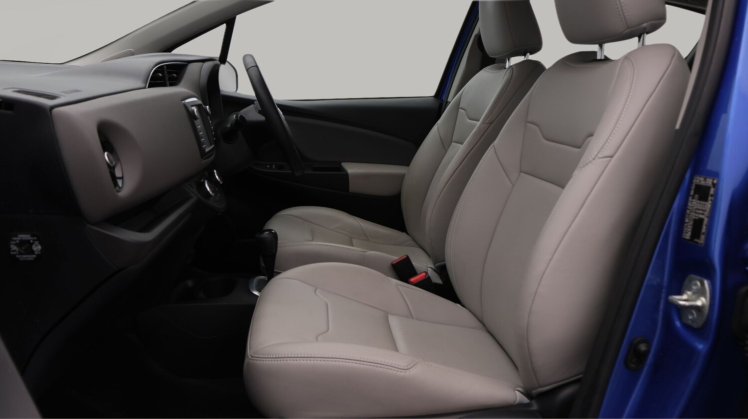 Used Toyota Yaris 2019 for sale - 77354206: Photo 14