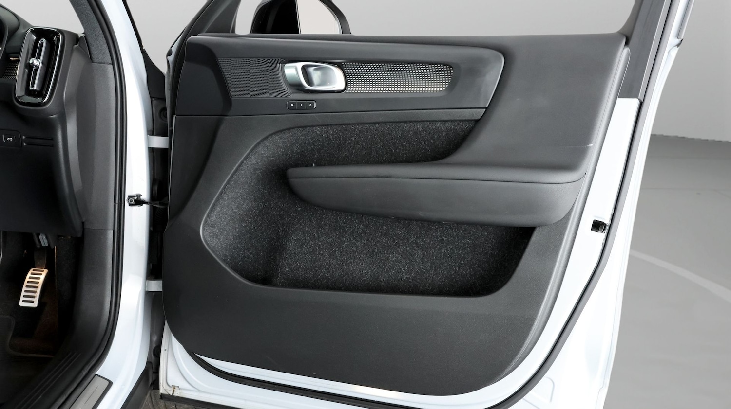 Used Volvo XC40 2021 for sale - 77747633: Photo 15