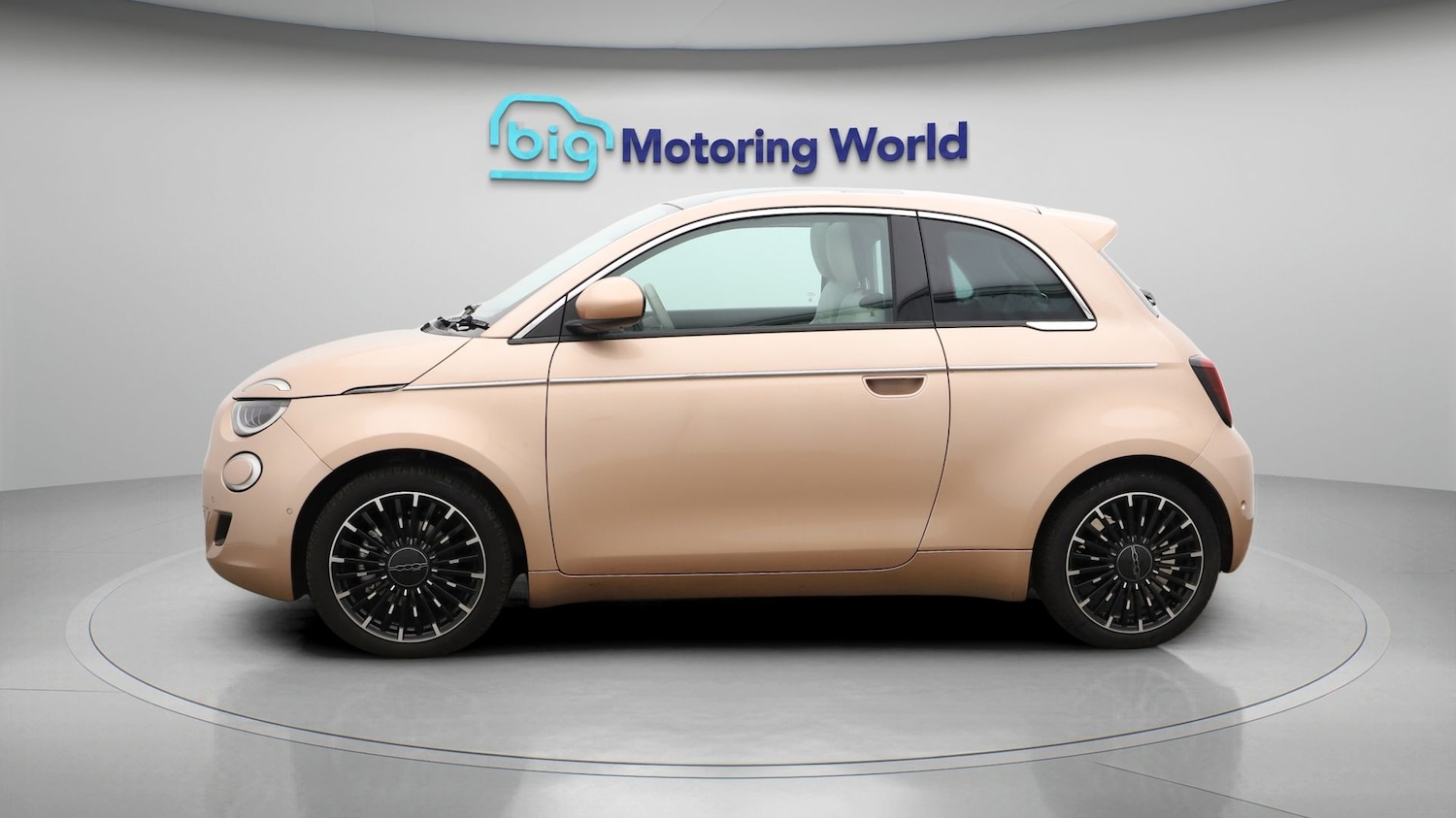 Used Fiat 500 2025 for sale - 77449003: Photo 4