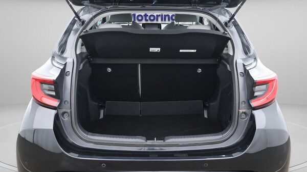 Used Toyota Yaris 2022 for sale - 75102885: Photo 18