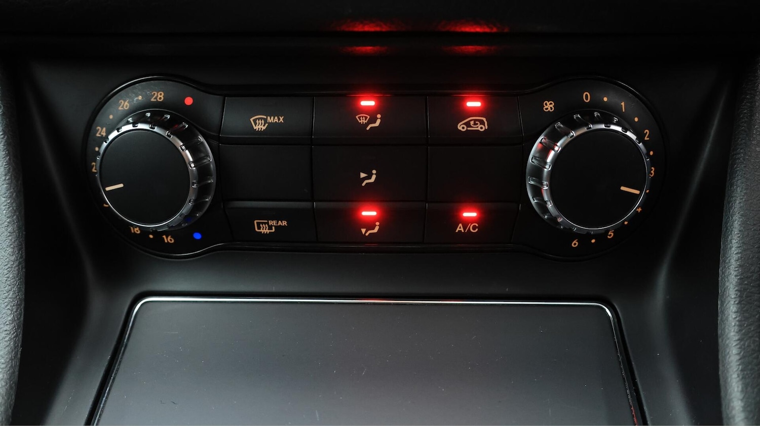 Used Mercedes-Benz GLA 2019 for sale - 76671251: Photo 13