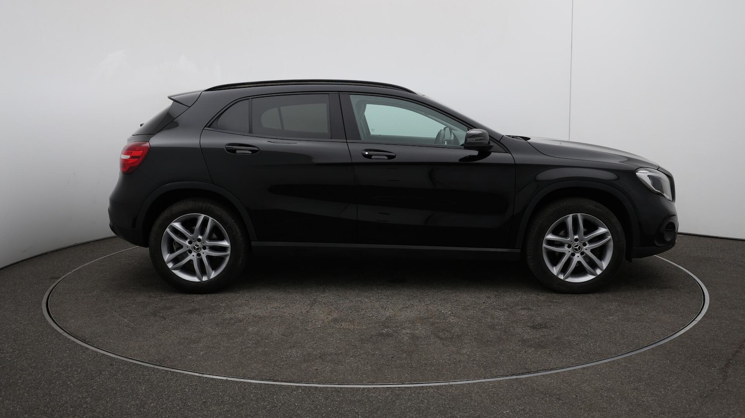 Used Mercedes-Benz GLA 2019 for sale - 76671251: Photo 49