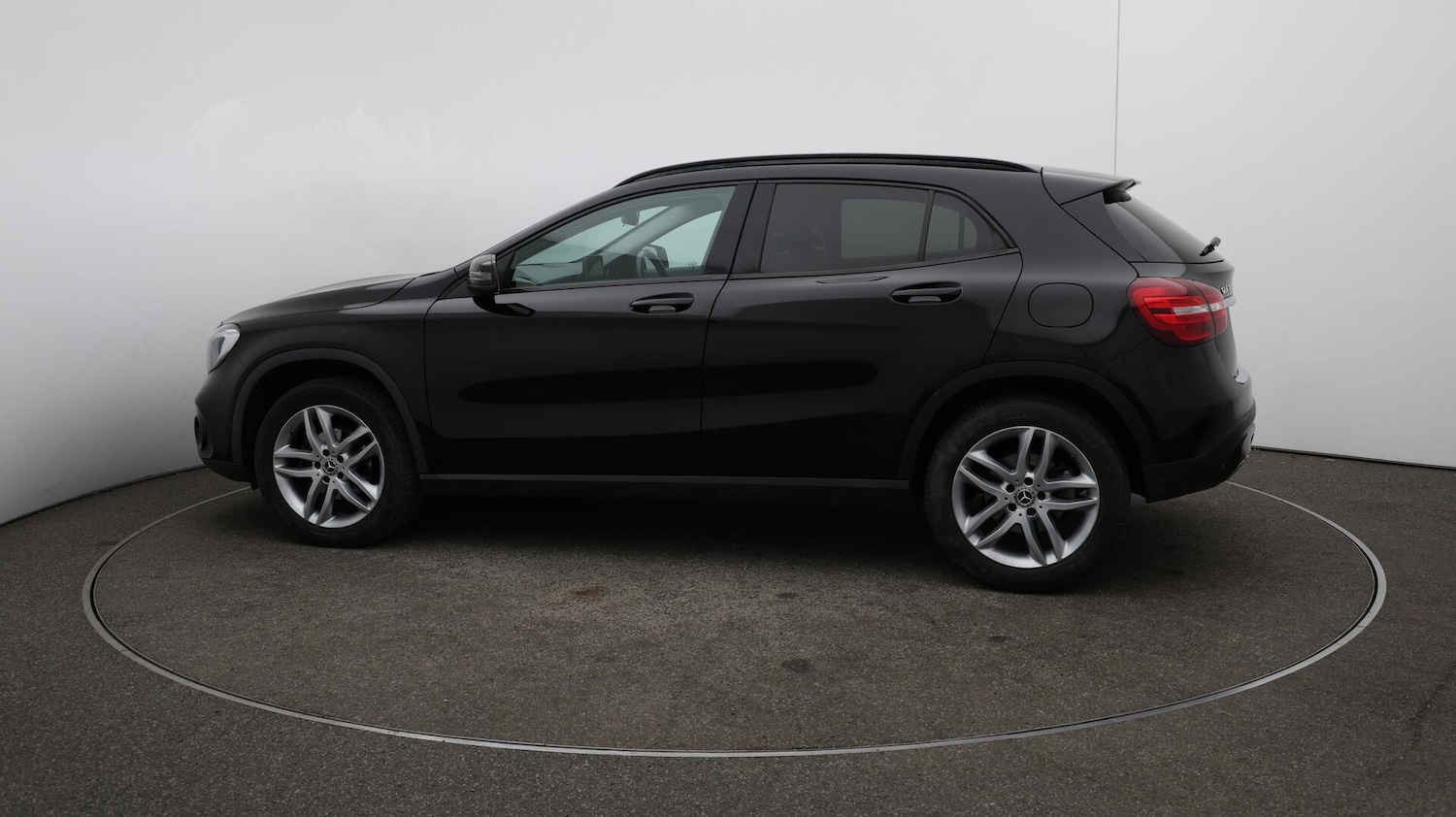 Used Mercedes-Benz GLA 2019 for sale - 76671251: Photo 58