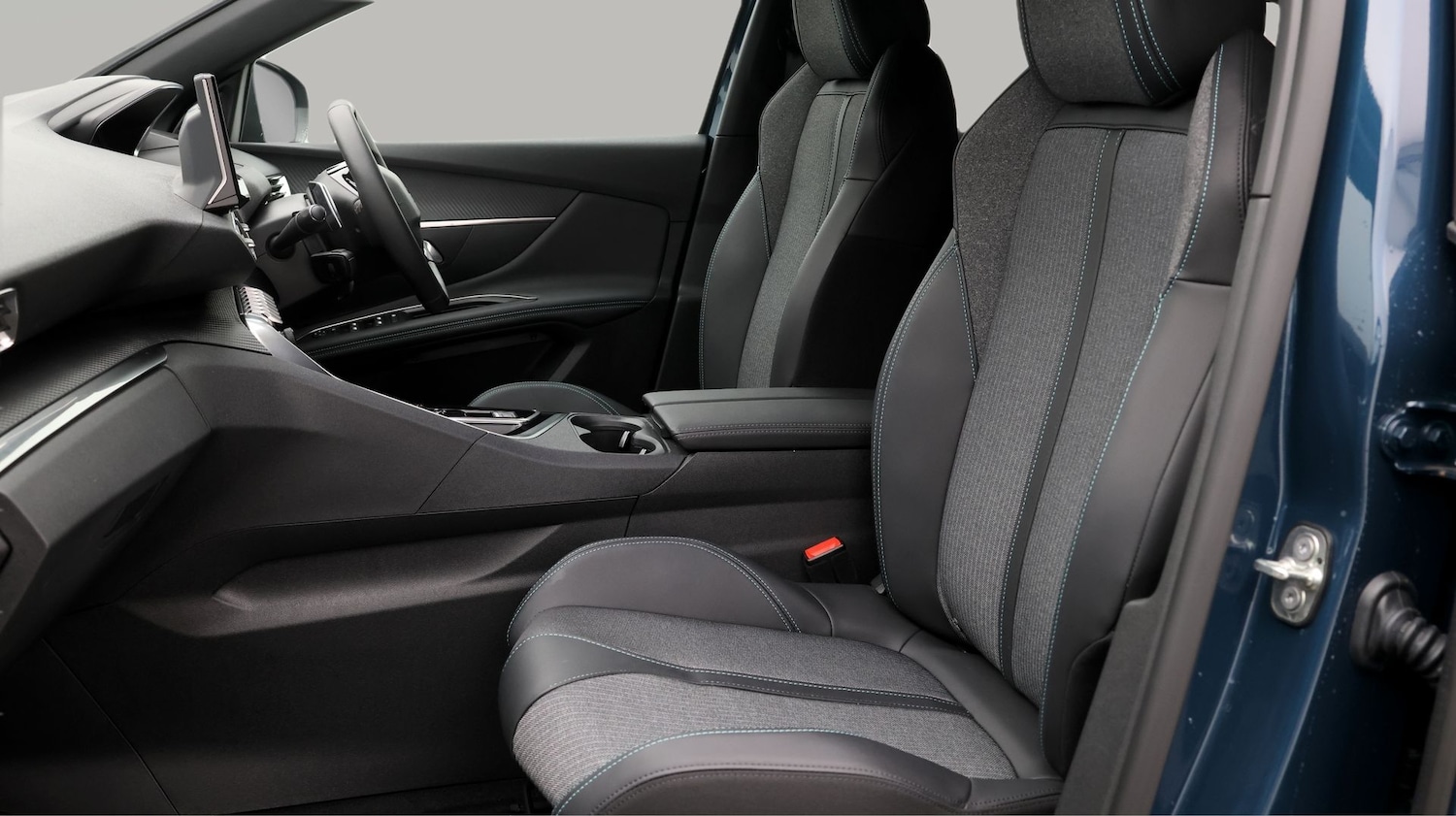 Used Peugeot 3008 2023 for sale - 77220655: Photo 14