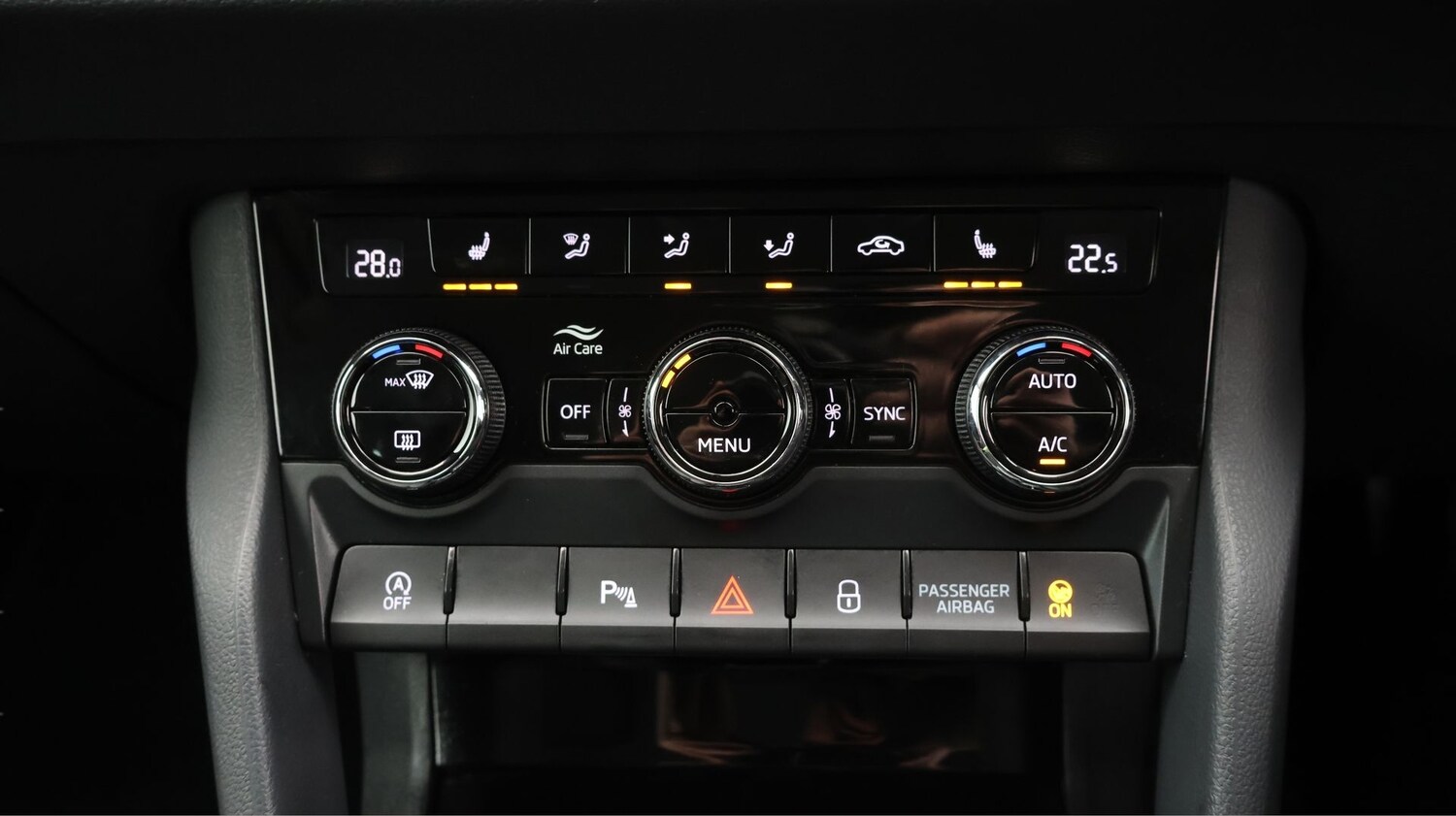 Used Skoda Karoq 2021 for sale - 77849182: Photo 12