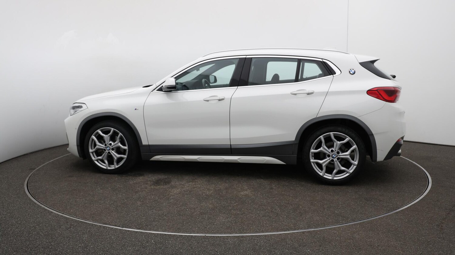 Used BMW X2 2018 for sale - 76000917: Photo 60