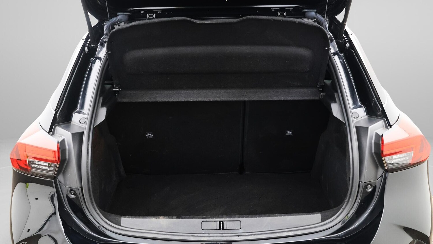 Used Vauxhall Corsa 2023 for sale - 76152259: Photo 17