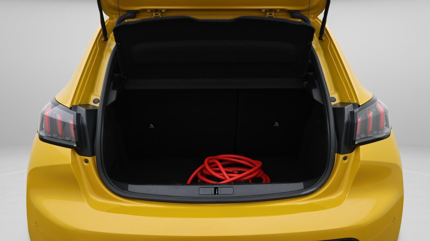 Used Peugeot E-208 2023 for sale - 76689142: Photo 18