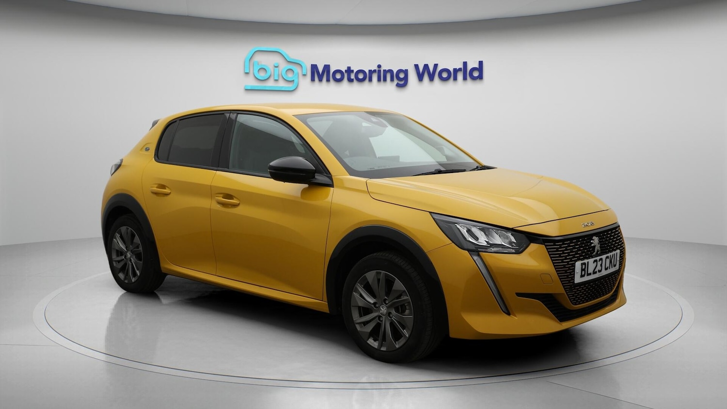 Used Peugeot E-208 2023 for sale - 76689142: Photo 2