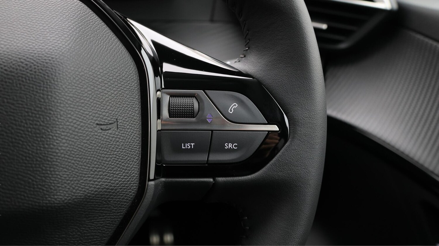 Used Peugeot E-208 2023 for sale - 76689142: Photo 26