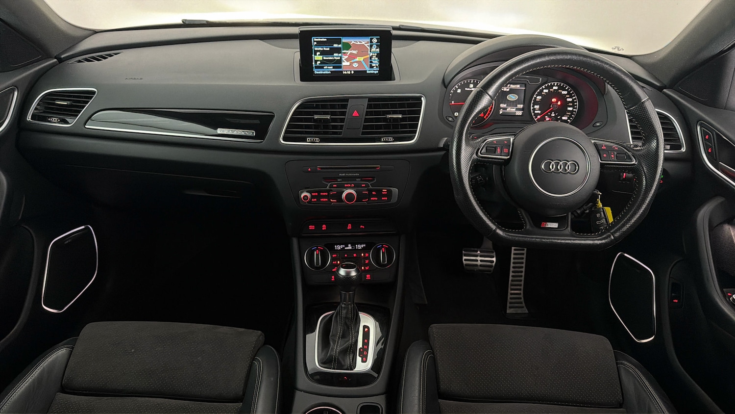 Used Audi Q3 2017 for sale - 77790691: Photo 13